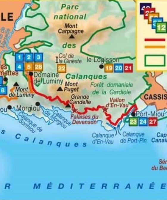 Alternative view of LES CALANQUES à pied - Marseille Cassis La Ciotat
