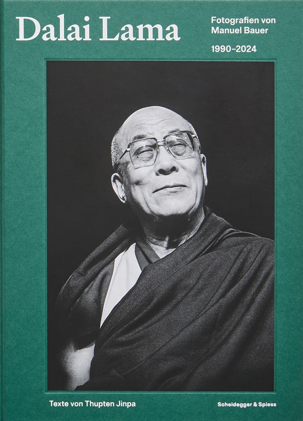 Dalai Lama - Fotografien von Manuel Bauer. 1990-2024